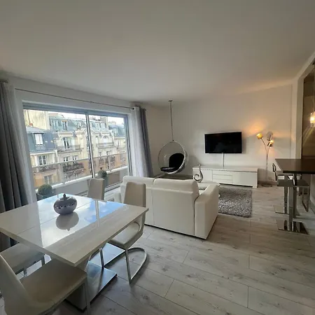 Luxury Suite View Eiffel Tower Paris 16Th Trocadero Exterior photo